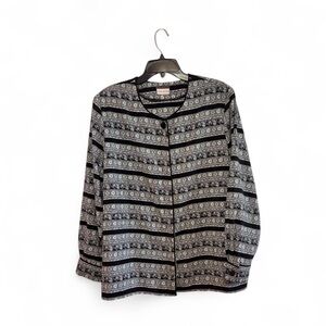 Bora Bora button front Women's Black and Gray Patterned blouse size Xlarge